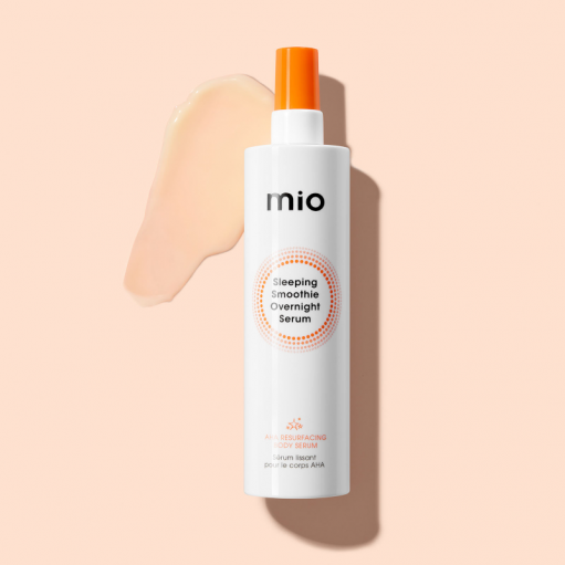 mio SLEEPING SMOOTHIE naktinis kūno serumas su AHA rūgštimis, 200 ml.